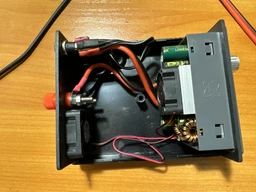 Корпус з бічними панелями та вентиляцією D110W для електроніки 110х92х52 чорний PS