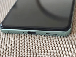 Защитное стекло BeCover для смартфона Poco F4 Black (BC_709274) фото от покупателей 5
