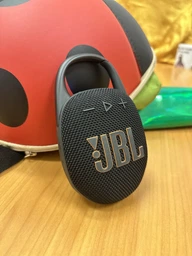 Портативная колонка JBL Clip 5 7W Blue (JBLCLIP5BLU) фото от покупателей 4