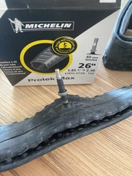 Велосипедная камера Michelin C4 PROTEK MAX 26" 26X1.85-2.3 (47/58X559) Regina 40mm