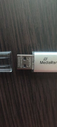 Флеш память USB MediaRange Combo Flash Drive 32GB USB 3.2 Gen1 + Type-C Silver (MR936) фото от покупателей 3