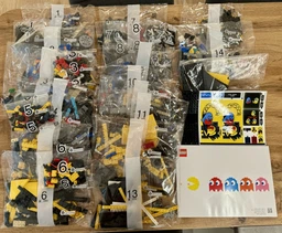 Конструктор LEGO Icons Аркада PAC-MAN 2651 деталей (10323) фото от покупателей 7