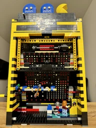 Конструктор LEGO Icons Аркада PAC-MAN 2651 деталей (10323) фото от покупателей 2