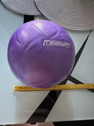 М'яч для пілатеса EasyFit 25 см фіолетовий фото від покупців 8