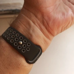 Ремешок Becover Vents Style для Xiaomi Amazfit Bip (20mm) Lite/Bip S Lite/Bip 3/Bip 3 Pro/GTR 42mm/GTS/TicWatch S2/TicWatch E/GTS 3/GTS 2 mini Black-Green (BC_705703) фото от покупателей 3