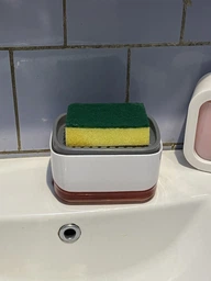 Дозатор для мийного засобу натискний з мочалкою Soap Pump, універсальний насосний органайзер-контейнер для рідкого мила і миючого для посуду, компактний економний диспенсер з губкою для кухні Біло-сірий, SP-001 фото від покупців 8