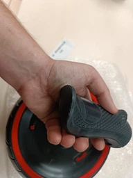 Ролик для пресу EasyFit Ab Carver Compact зі зворотним механізмом (гімнастичний тренажер-колесо для м'язів кора) EF-ZS-BK фото від покупців 3