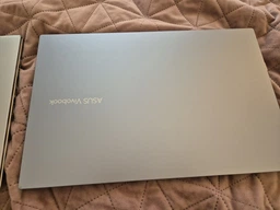 Ноутбук ASUS Vivobook 15 X1502ZA-BQ646 (90NB0VX2-M00V70) Icelight Silver / 15.6" IPS Full HD / Intel Core i3-1215U / RAM 12 ГБ / SSD 512 ГБ / Подсветка клавиатуры фото от покупателей 10