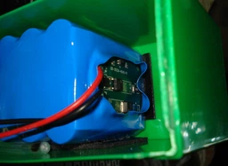 Акумуляторна батарея QiSuo літієва 12 V 6 A з елементами Li-ion 18650 (QS-1206A) фото від покупців 1