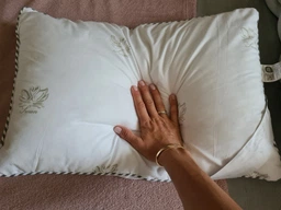 Подушка дитяча IDEIA Super Soft Classic 40х60 Антиалергенний штучний лебединий пух Біла (4820182653889) фото від покупців 4