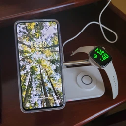 Беспроводная зарядка magsafe док станция 3 в 1 зарядная магнитная Qi2 25W QINETIQ T255 подставка держатель для apple айфона 16 17 часов наушников телефона быстрая на айфон iphone airpods iwatch эпл вотч galaxy watch сертифицированная белая + адаптер фото от покупателей 2
