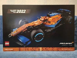 Конструктор LEGO Technic Гоночный автомобиль McLaren Formula 1 1434 детали (42141) фото от покупателей 7
