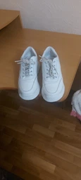 Краска для белых кроссовок и обуви BLYSKAVKA Sport Восстановление цвета, стойкое покрытие для кожи и текстиля 75 мл Белая (4820214190900) фото от покупателей 6