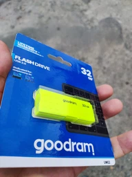 Флеш память USB Goodram UME2 64GB USB 2.0 White (UME2-0640W0R11) фото от покупателей 11
