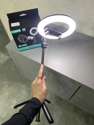 Монопод-штатив Selfie Stick Tripod UFT TLL01 с блютуз кнопкой и кольцевой лампой (UFTTLL01) фото от покупателей 1