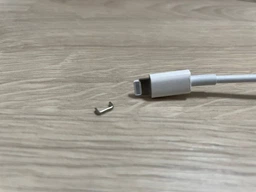 Кабель Apple USB-C to Lightning 1 м (MUQ93ZM/A) фото от покупателей 1