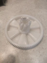 Шестерня большая для мясорубки Kenwood KW715564