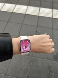 Смарт-годинник Apple Watch Series 9 GPS 41mm Starlight Aluminium Case with Starlight Sport Band - M/L (MR8U3QP/A) фото від покупців 1