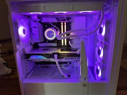 Корпус MSI MPG Gungnir 300R AirFlow White без БЖ фото від покупців 7