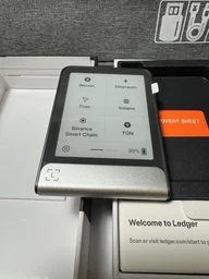 Криптокошелек Ledger Flex + Recovery Key фото от покупателей 2