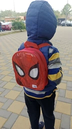 Набор для мальчиков в рюкзачке Air-Val Spider-man Set Backpack Туалетная вода 50 мл + Гель для душа 300 мл (8411114089577)