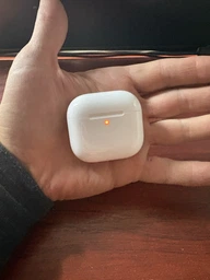 Навушники Apple AirPods (4-те покоління) (MXP63ZE/A) фото від покупців 15