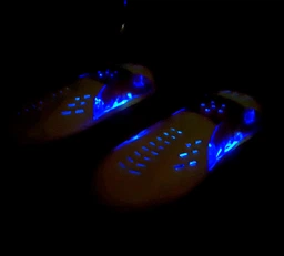 Сушка для взуття електросушарка ультрафіолетова сушарка електрична Brillix StepDry Lite1 сушіння кросівок сушки черевиків електросушарки від мережі електросушка взутя взуттєва протигрибкова антигрибкова портативна похідна жовта