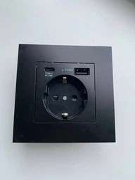 Розетка европейская с USB + Type C для зарядки BRS черный матовый цвет фото от покупателей 11