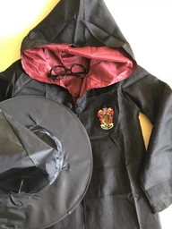 Костюм Плащ-мантия факультета Гриффиндор из Гарри Поттера Черно-красный на рост 135-145 см (145) + Шляпа Волшебника Остроконечная Черная (90011/90003)
