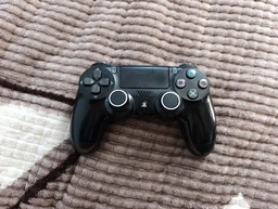 Силіконові накладки на аналогові стики Honson Dualshock 4 чорний з білою окантовкою 2 шт. фото від покупців 1