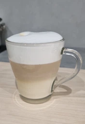Кофеварка капсульная с автоматическим капучинатором Delta Q Mini Milk Qool 20 bar Черная фото от покупателей 1