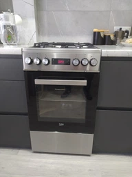 Плита Beko FSM52335DXDS