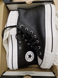 Женские кеды кожаные высокие Converse Chuck Taylor All Star Lift 561675C 36 (5.5) 22.5 см Black (888755795699) фото от покупателей 1