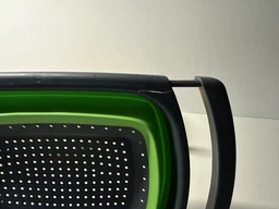 Дуршлаг-корзина Supretto с раздвижными ручками Серо-салатовый (7940-0001)