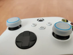 Силиконовые антискользящие накладки на стики Honson (Black/Green) для геймпадов Sony DualShock PS4 / DualSense PS5 / Xbox Series / Xbox One / Pro Controller Nintendo (2шт.) [432992807] фото от покупателей 2