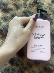 Лосьон для тела Joko Blend Vanilla Blossom Парфюмированный 250 мл (4823109410374) фото от покупателей 1