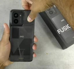 Мобільний телефон HMD Fusion 8/256GB Noir (101SQ503H041) фото від покупців 11