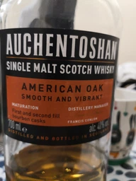 Виски Auchentoshan American Oak 0.7 л 40% в подарочной упаковке (5010496003565_5010496002001)