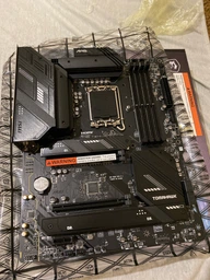 Материнская плата MSI MAG B760 Tomahawk Wi-Fi (s1700, Intel B760, PCI-Ex16) фото от покупателей 1