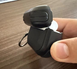 Защитный ударопрочный чехол Air Case для беспроводных наушников AirPods Pro / AirPods Pro 2 Black (с карабином) фото от покупателей 2