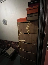 Тумба під взуття закрита з 5 відкидними дверима Компаніт ТО 25 Вільха (59х24х167 см) фото від покупців 1