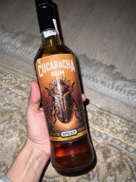 Алкогольний напій на основі рому Cucaracha Spiced Gold 0.5 л 35% (4742883014663) фото від покупців 3