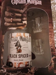 Алкогольний напій на основі Карибського рому Captain Morgan Spiced Black 0.7 л 40% (5000281033273) фото від покупців 5