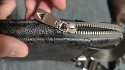 Чоловіча сіра сумка з візерунком VEZZOLA SMART Guess OS HMEVZLP2223 фото от покупателей 4