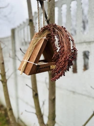 Подвесная садовая кормушка для птиц House_for_birds "Вигвам" фото от покупателей 11
