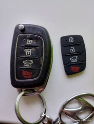 Гумові кнопки-накладки на ключ Hyundai Sonata (Хюндай Соната) скошені 4 кнопки фото від покупців 1