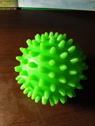 Масажний м'ячик 7.5 см м'який EasyFit фіолетовий (PVC) м'яч для масажа і МФР масажер для спини, ніг, рук, шиї, стоп EF-1058-V фото від покупців 3