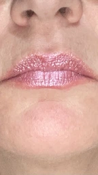 Экстраувлажняющая помада для губ Maybelline New York Hydra Extreme 210 (414) 4 г (3600530251513) фото от покупателей 1