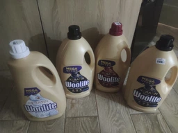 Засіб для прання рідкий Woolite для чорних та джинсових тканин з Кератином 4.5 л (5900627056945)