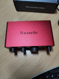 Аудиоинтерфейс Focusrite Scarlett Solo 4th Gen (234617) фото от покупателей 6
